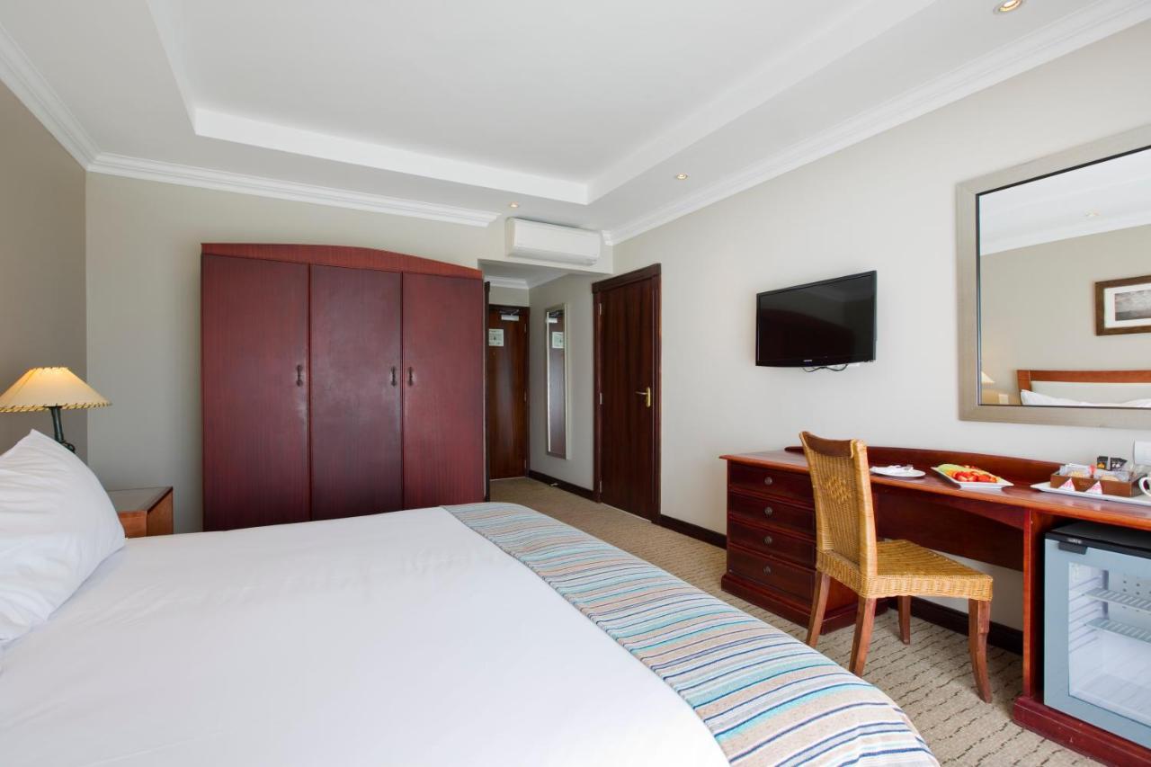 Garden Route Hotel Моссел-Бей Экстерьер фото