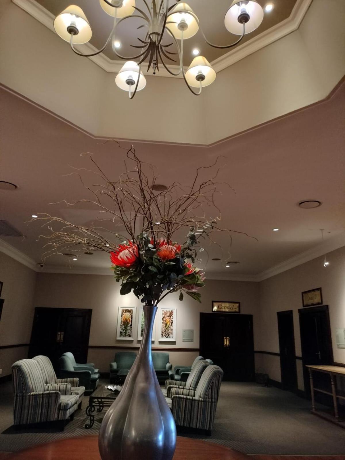 Garden Route Hotel Моссел-Бей Экстерьер фото